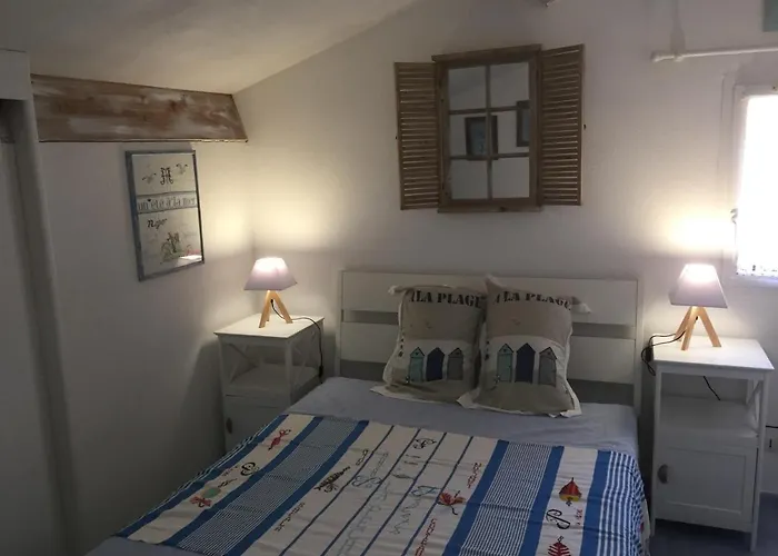 Holidayland Narbonne Plage Villas 6 Ou 7 Personnes Avec Terrasse Et Place De Parking Privative