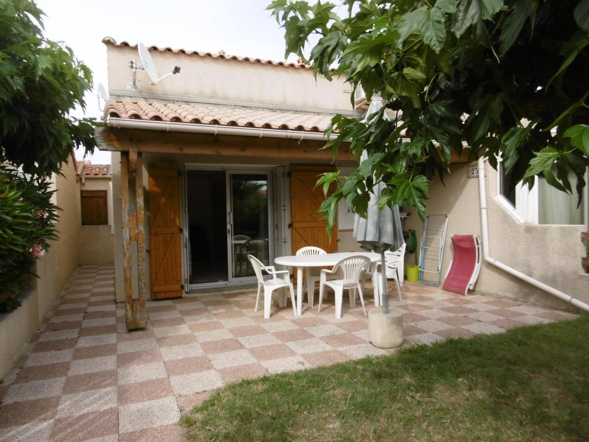 Holiday home Holidayland 6 Ou 7 Personnes Avec Terrasse Et Place De Parking Privative Narbonne